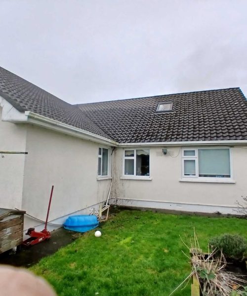 Roof And Gutter Cleaning